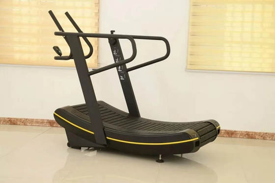 3mm Tube Commercial Curved Treadmill Gym Equipment Running Area 1500*440mm